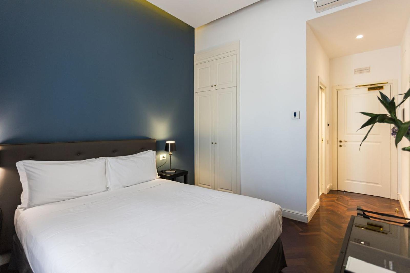 Boutique Hotel Metro 900 Napels Buitenkant foto